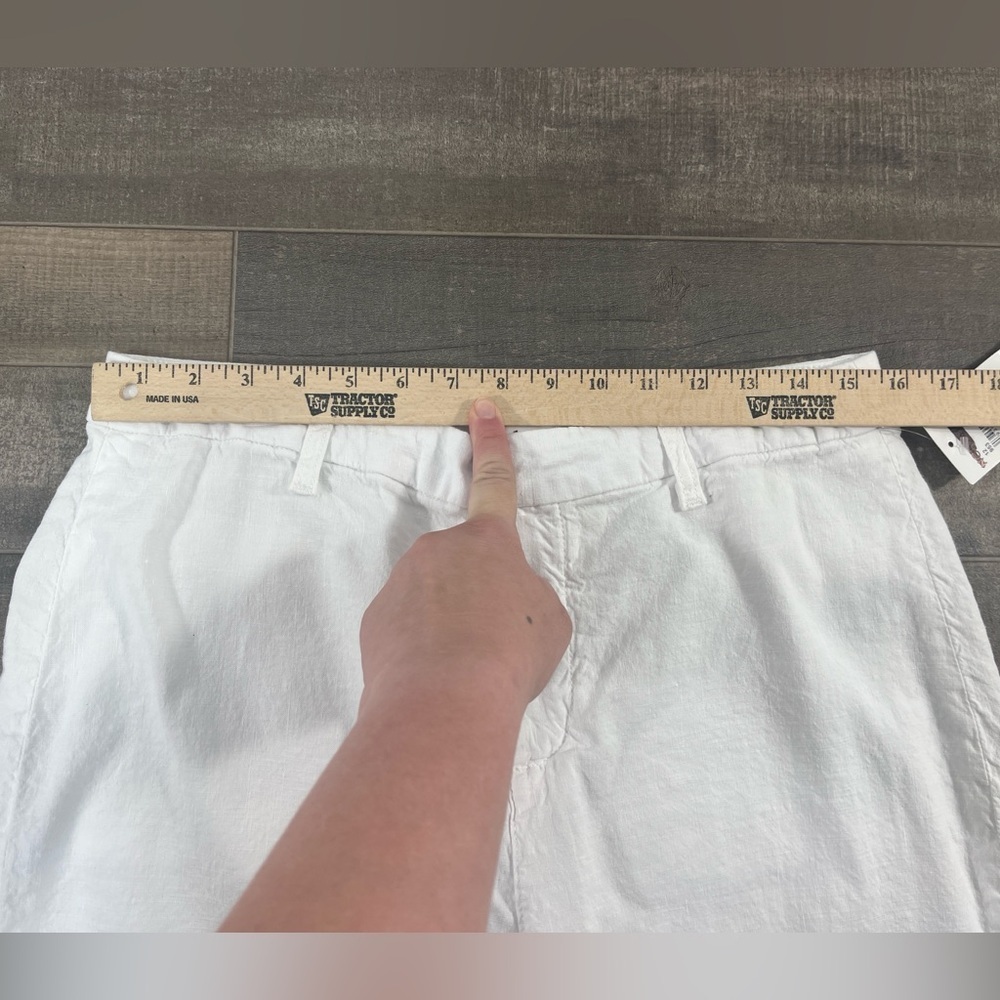 Frank and Eileen White Kinsale Cropped Pants w/ Raw Hem Cotton and Flax Blend - Picture 7 of 14